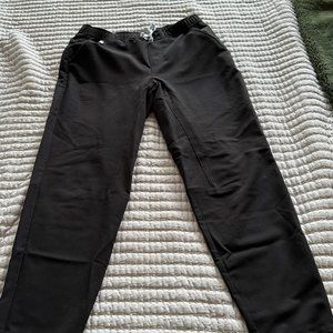 Excellent Condition Medium Black Slim/Tapered Figs Medical Scrub Pants